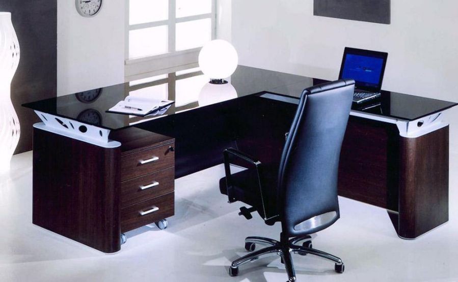 L-Shaped Computer Office Table